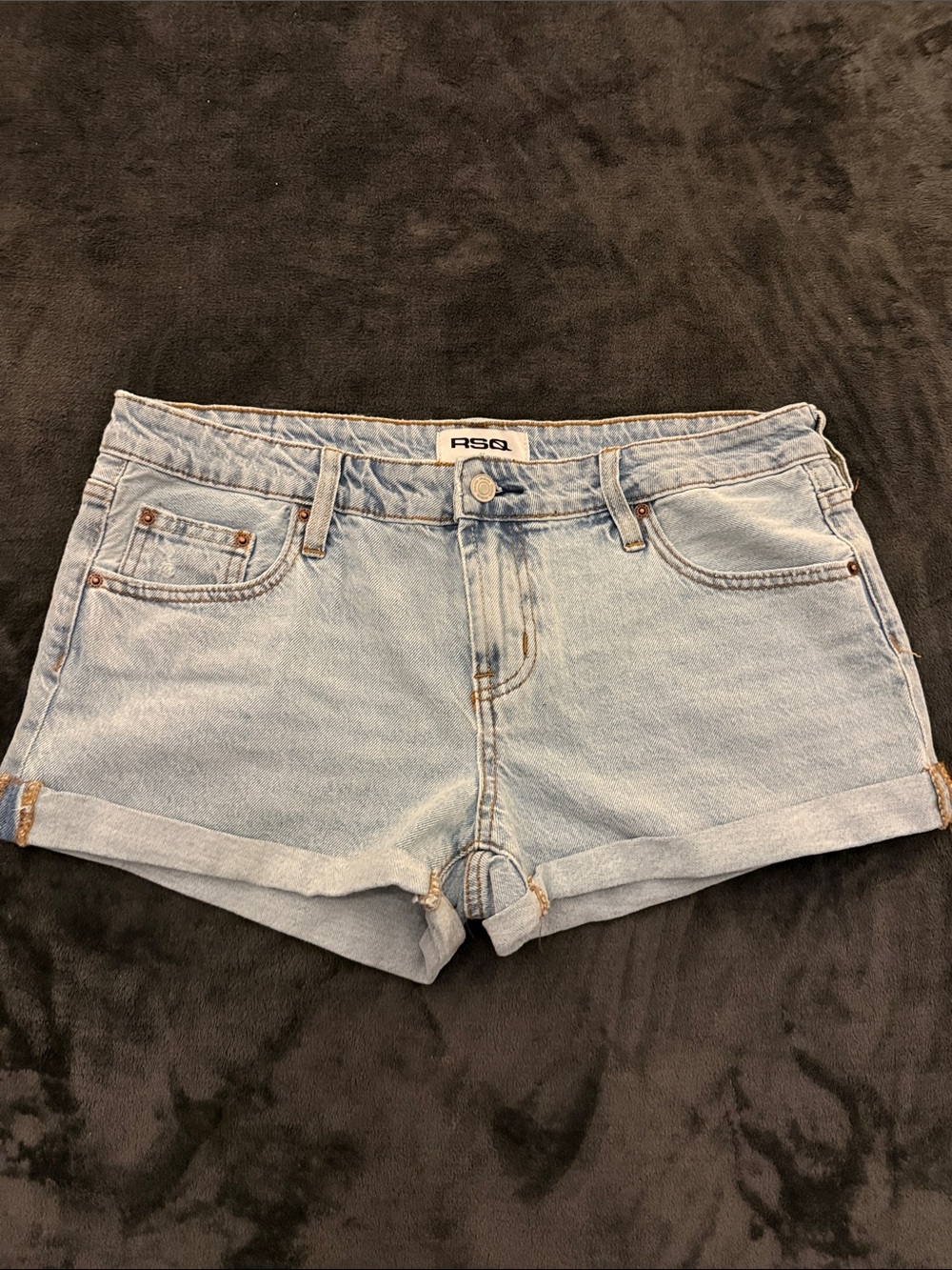 RSQ Light Wash Denim Rolled-Hem Women's Shorts